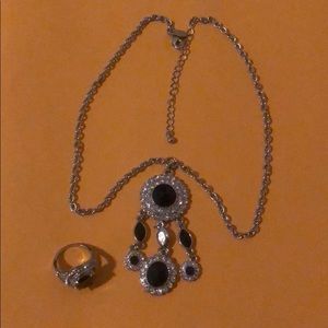 Statement necklace with matching S7 ring